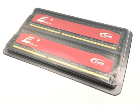 DDR3 1600 8GBメモリ Team Group Inc. ×2個