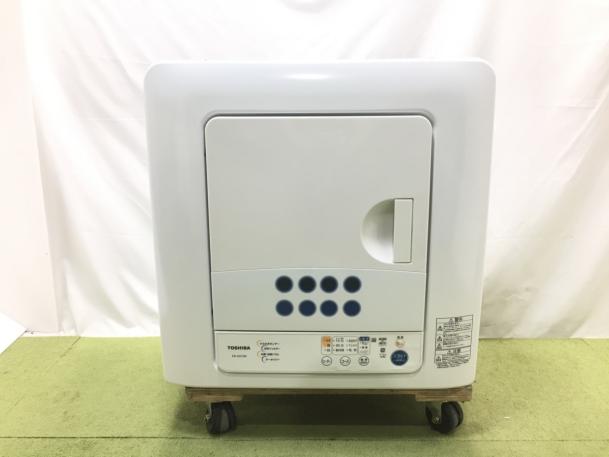 美品 TOSHIBA 東芝 ED-45C 電気衣類乾燥機 4.5kg 毛布乾燥 ヒーター