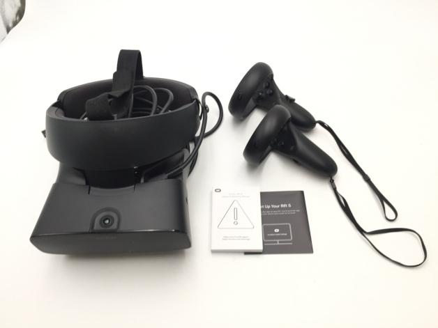 美品 oculus rift s PC接続型VRゲーム ヘッドセット Touch